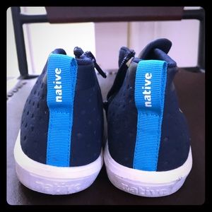 Native Shoes - high top - Navy - Side zip